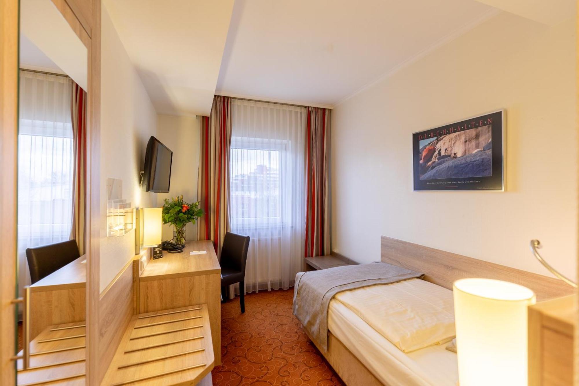 Hotel Garden Bremen Bagian luar foto